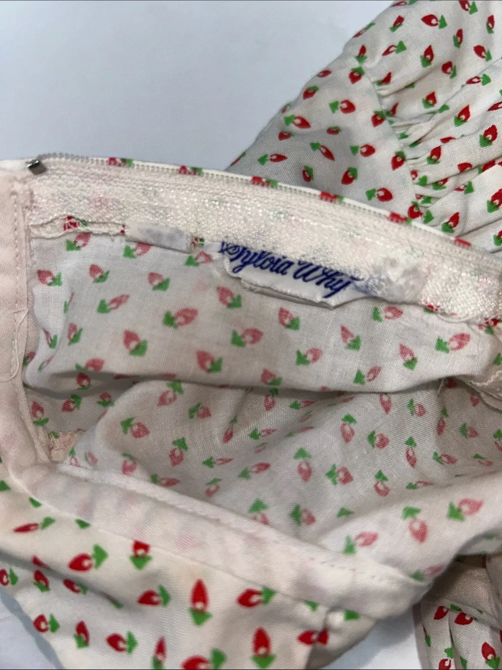 Girls Cream Strawberry Print Dress Top with Collar Handmade Dress Sz 2T
